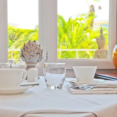 Отель La Cap D'antibes Жуан-ле-Пен